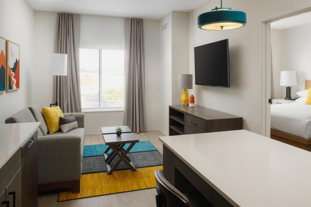 Waterwalk Extended Stay By Wyndham Jacksonville Deerwood Pk Екстериор снимка
