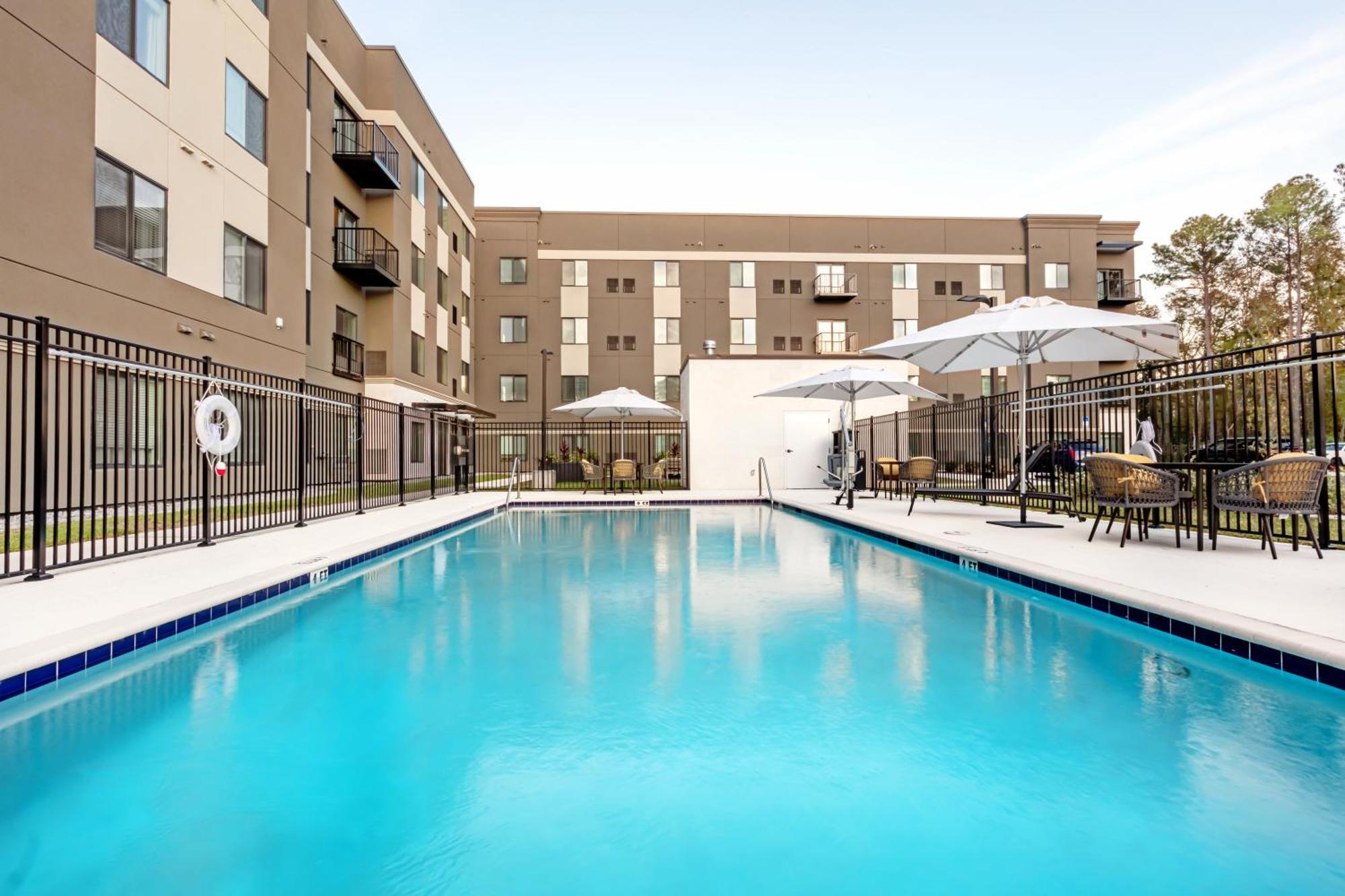 Waterwalk Extended Stay By Wyndham Jacksonville Deerwood Pk Екстериор снимка