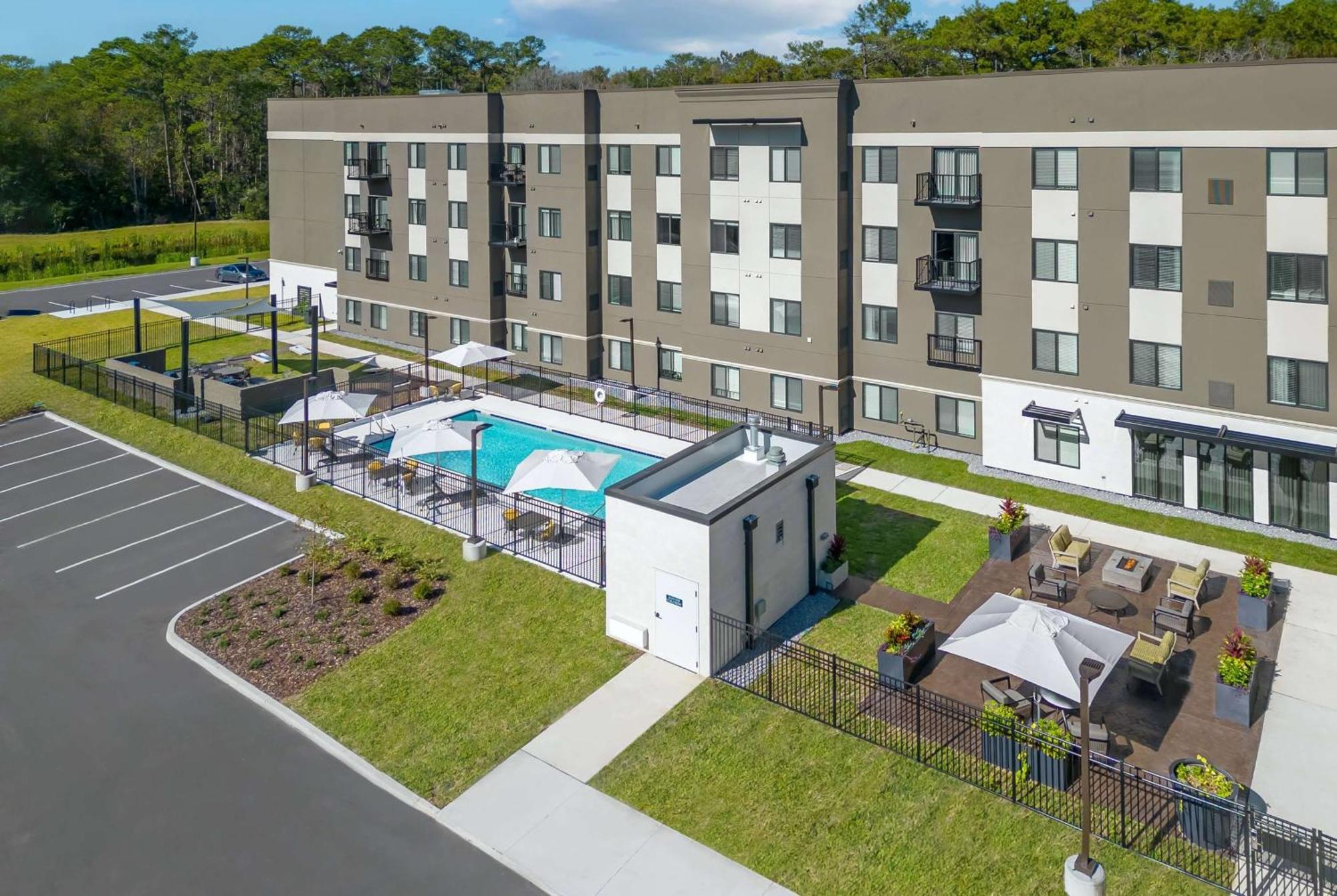 Waterwalk Extended Stay By Wyndham Jacksonville Deerwood Pk Екстериор снимка